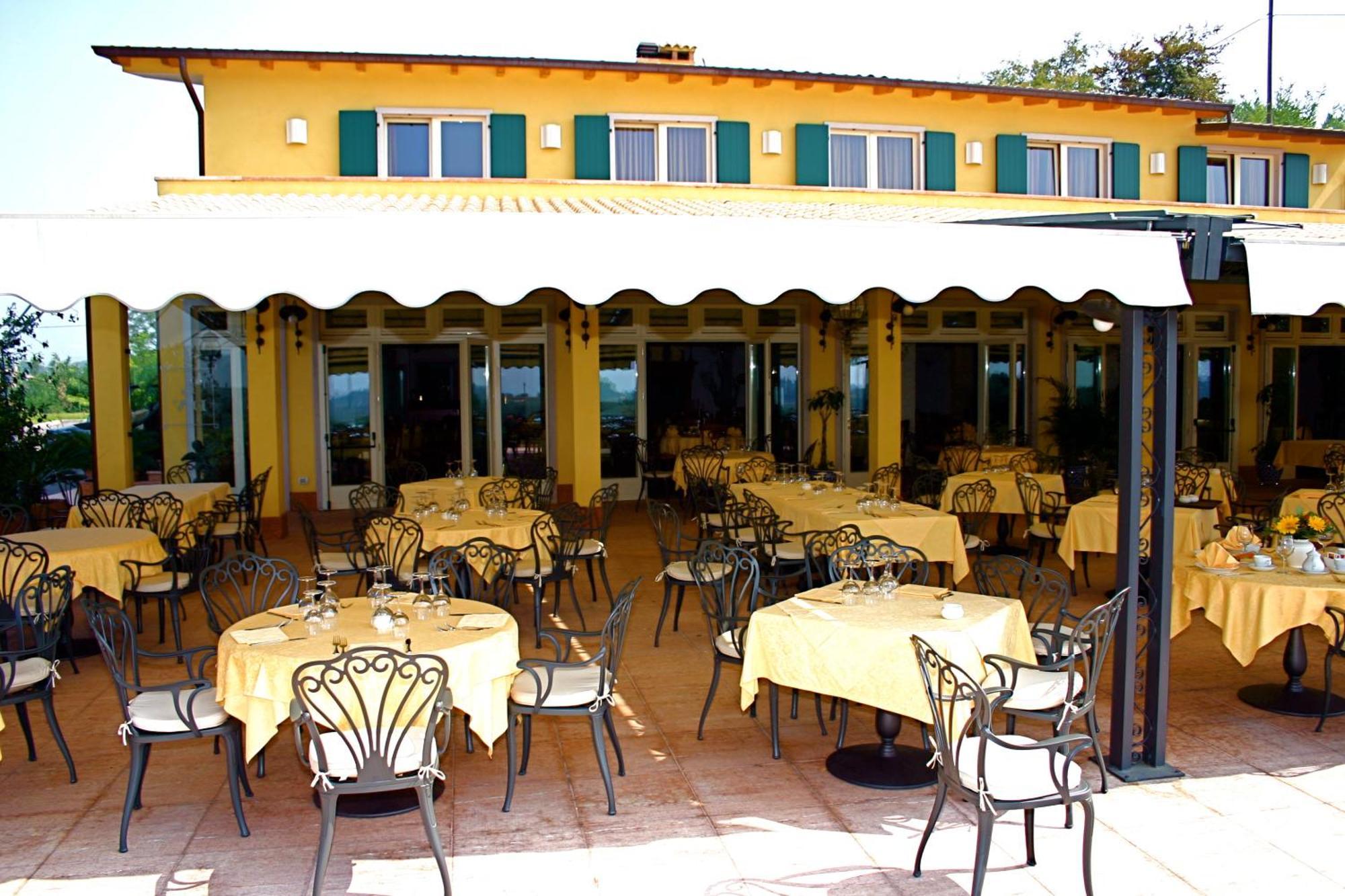 Hotel La Dolce Vita كافايون فيرونيسي المظهر الخارجي الصورة